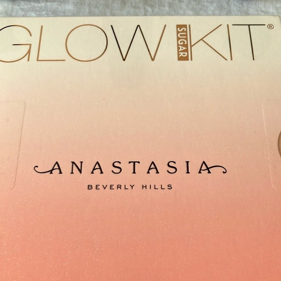 Anastasia Beverly Hills Glow is SUGAR Kit- Luminous Highlighter- New - Picture 10 of 16